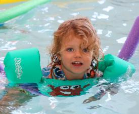 kids Swim Lessons at Eugene YMCA pool